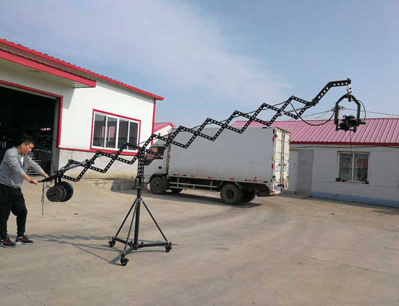 Scissors Camera Crane Telescopic From 2.5m to 5m virtuecrane