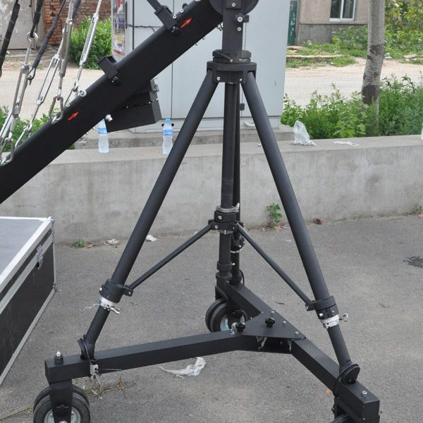 6 wheels tripod