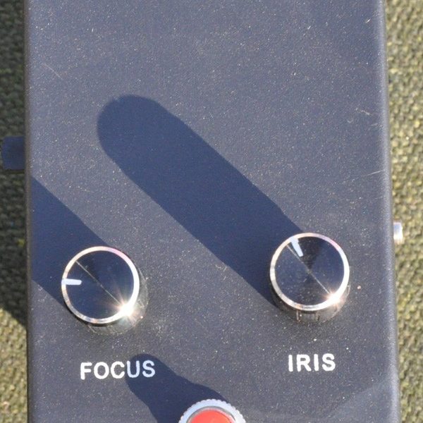 controller with iris and focus function