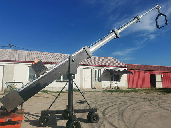 5m-telescopic-crane-with-8-wheels-dolly-2